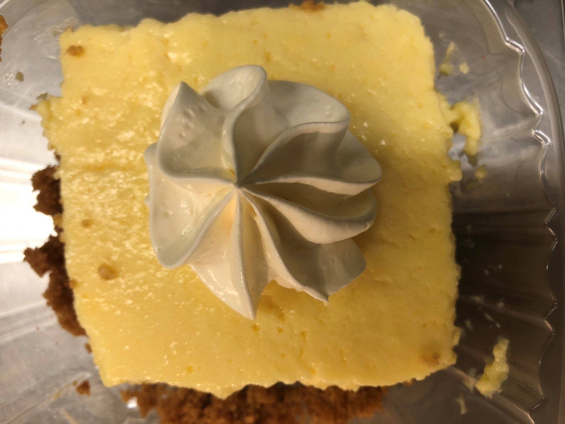 Creamy cheesecake slice